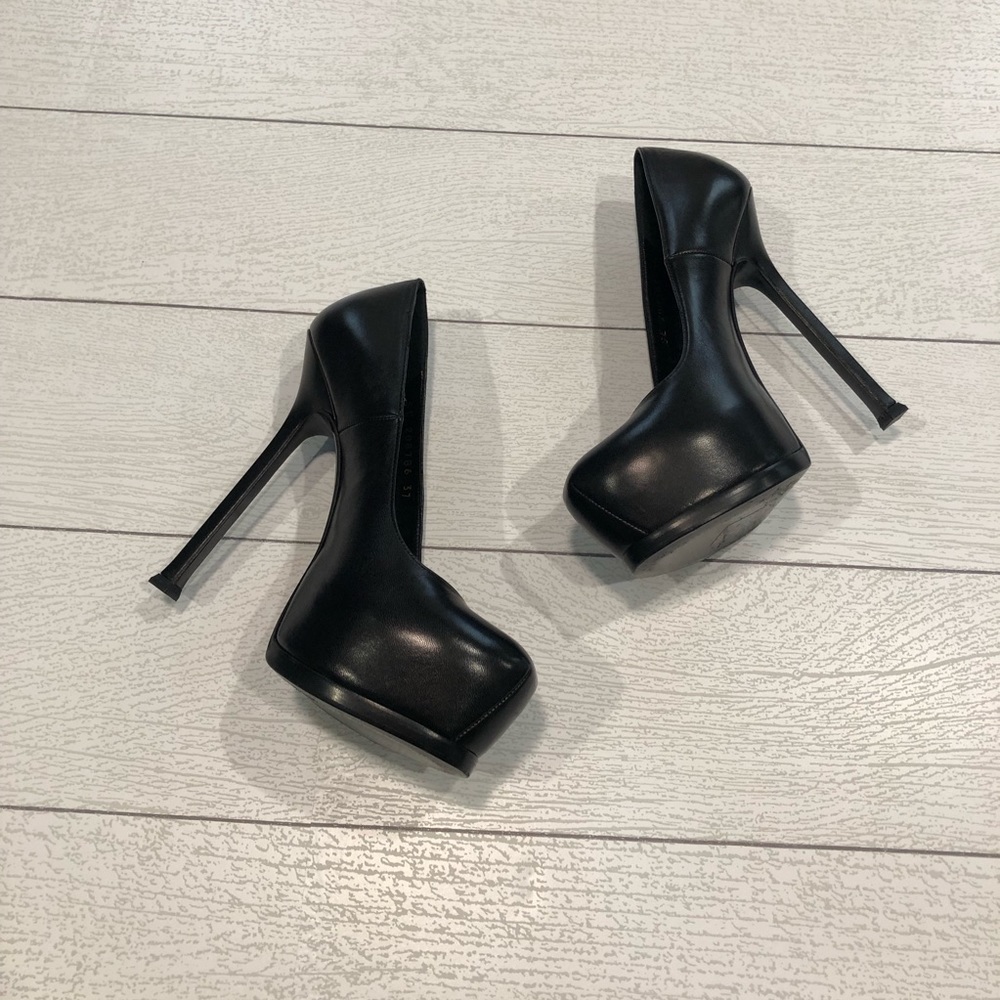 YSL Tribtoo Pumps